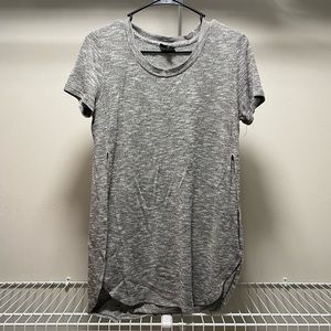 Mossimo t-shirt